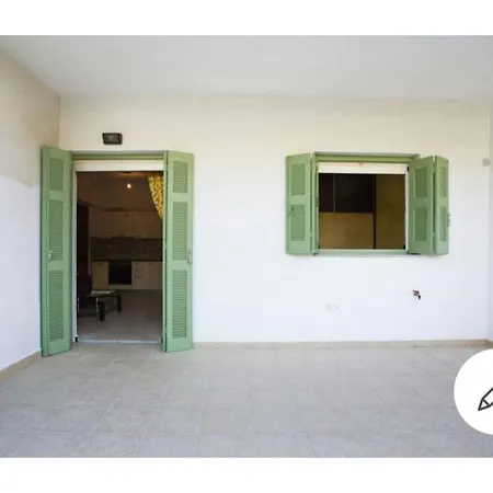νtinas House B Holiday home