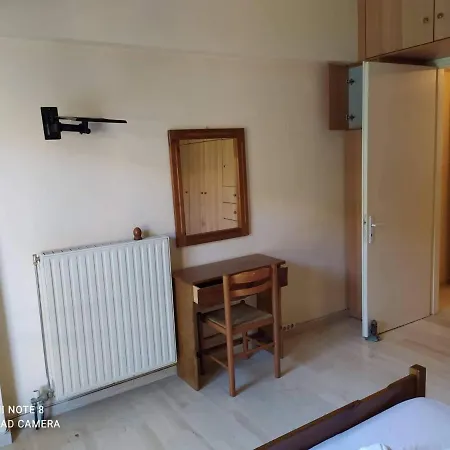 νtinas House B * Tsoukaladhes